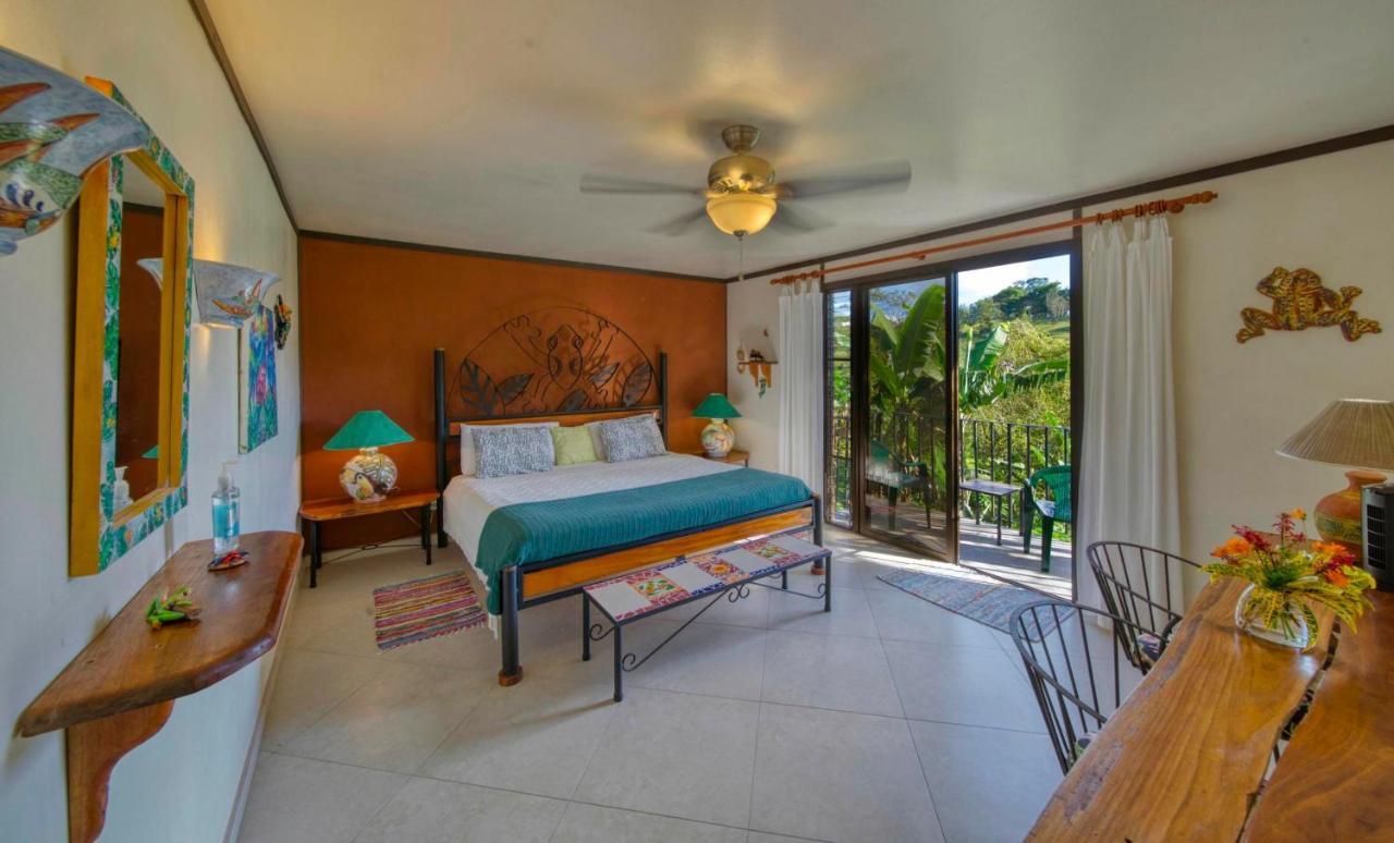 Lucky Bug Bed And Breakfast Nuevo Arenal Esterno foto