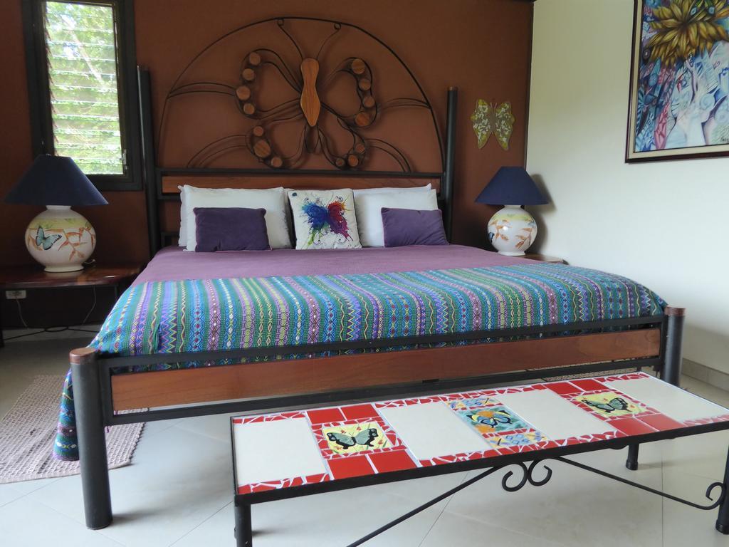 Lucky Bug Bed And Breakfast Nuevo Arenal Camera foto
